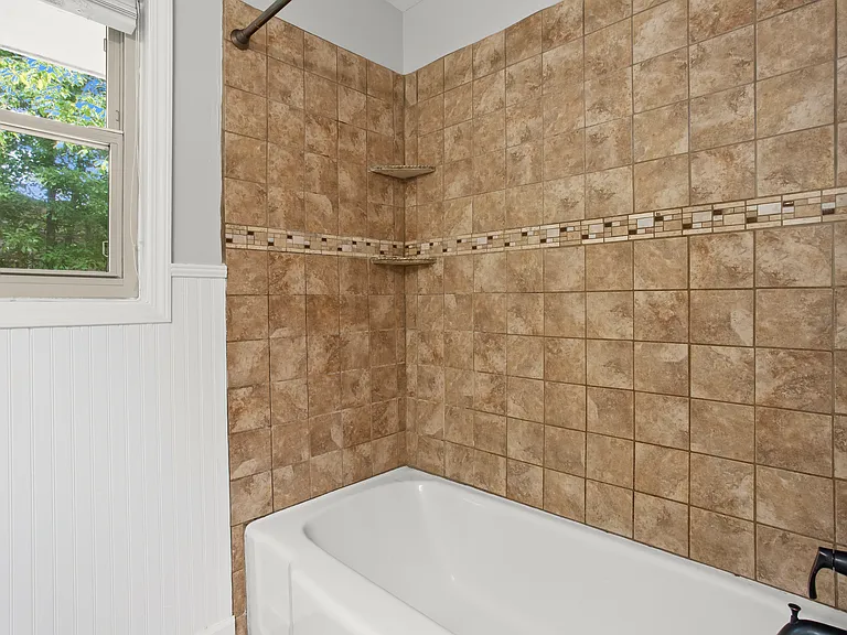 1447 Southland Vista Ct NE — Photo 17