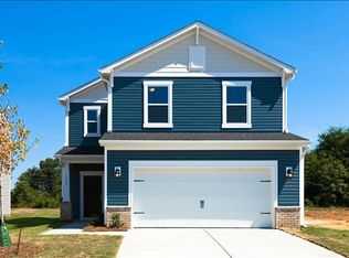 700 Maple Brook Rd, Fuquay Varina, NC 27526