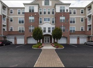 145 Regency Dr, Fishkill, NY 12524
