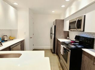 127A Saint Botolph St #109, Boston, MA 02115