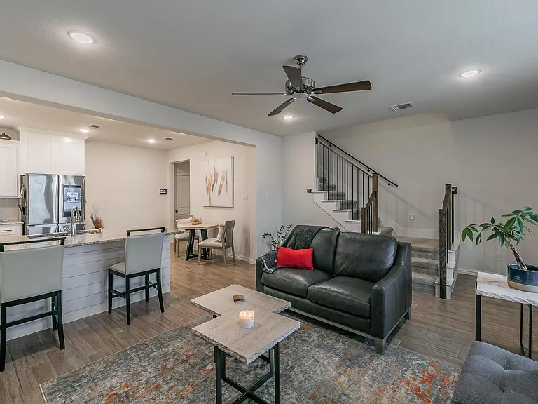 4503 Fossil Opal Ln — Photo 11