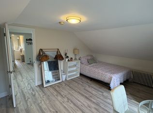 8 Bridge St #3, Newport, RI 02840