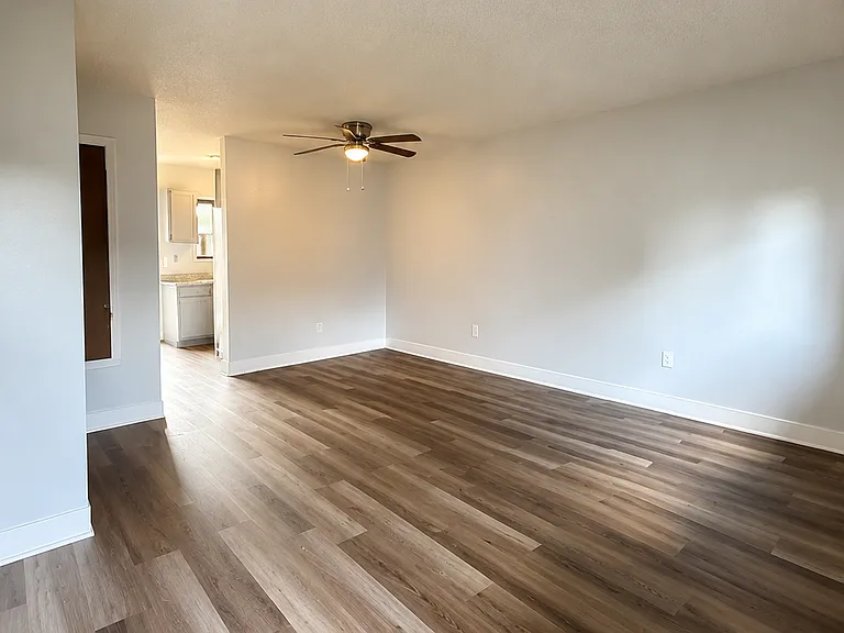 3105 E Lewis Dr — Photo 5