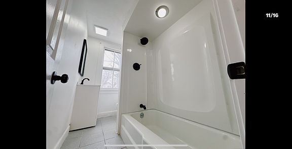4th image of 80 Prospect St
