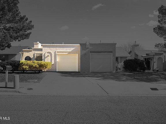 2nd image of 1754/1756 Villa Santos Cir