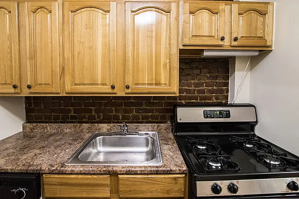 Rented by Nooklyn NYC LLC | media 11