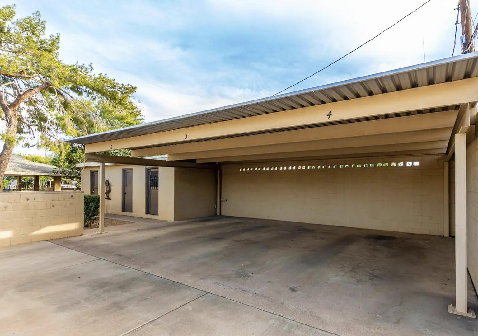 2 bed, 1.0 bath, 907 sqft, $1,450 — Photo 4