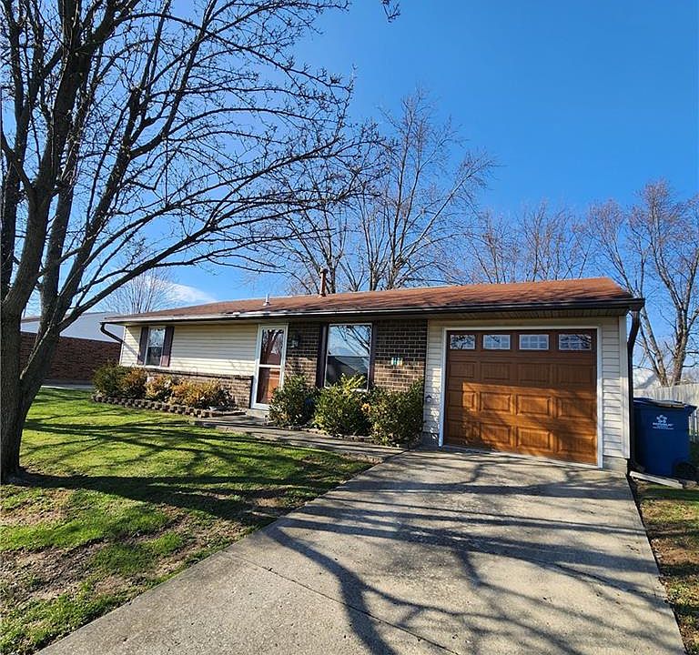 1st image of 6105 Green Knolls Dr