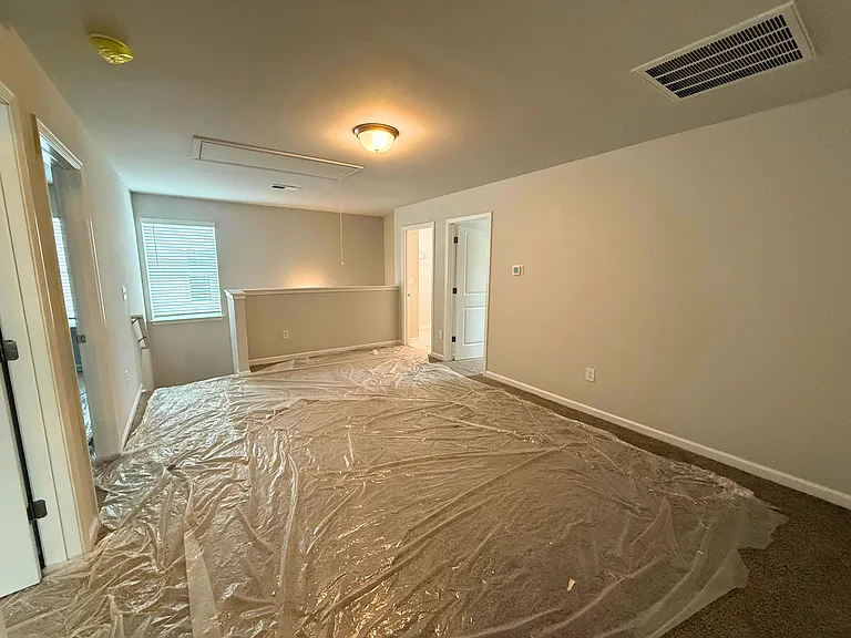 144 Gervais Cir — Photo 18
