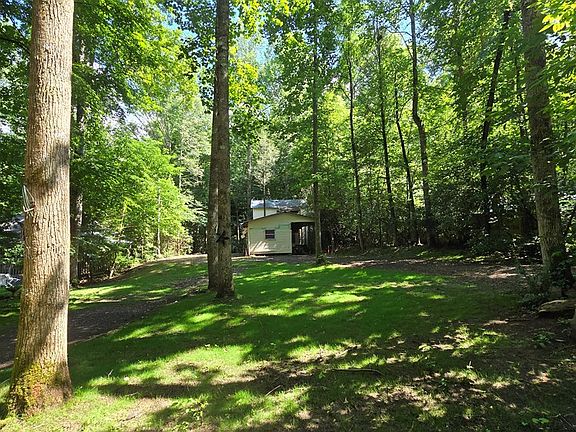 4th image of 1536 Creek Rd