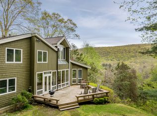 25 Cobble Heights Rd, Kent, CT 06757