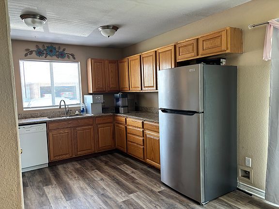 3rd image of 433 Lake Highland Dr