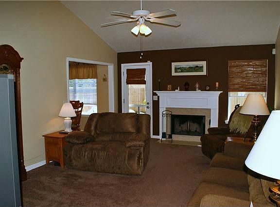 2nd image of 1673 Saint Andrews Dr