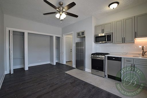 5th image of 4555 N Malden St APT 310