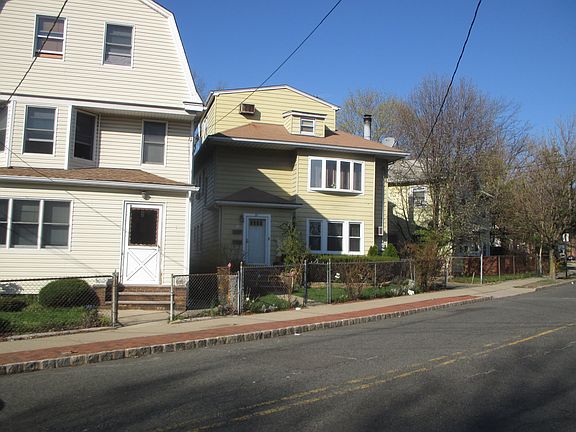 2nd image of 31 Claremont Ave