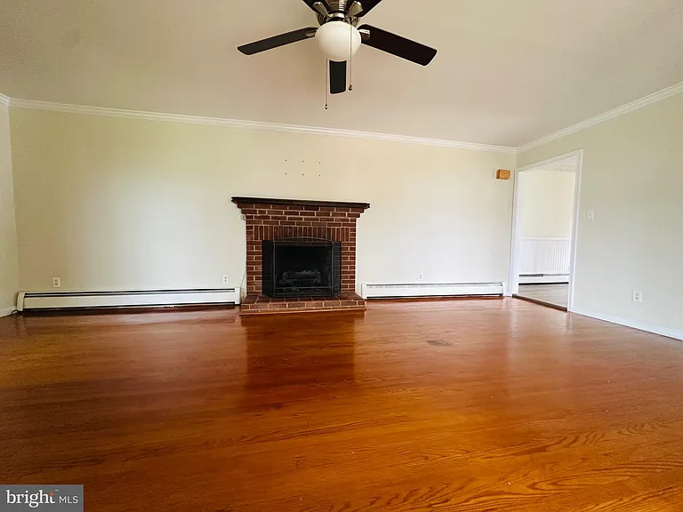 39534 Potomac Ave — Photo 6