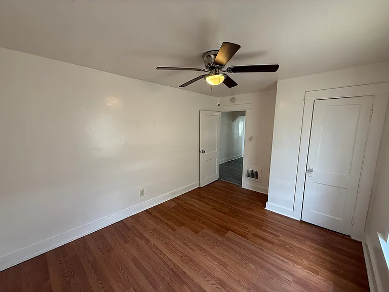 1613 Gummer Ave #3&4 — Photo 8