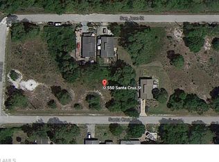 550 Santa Cruz St, North Fort Myers, FL 33903