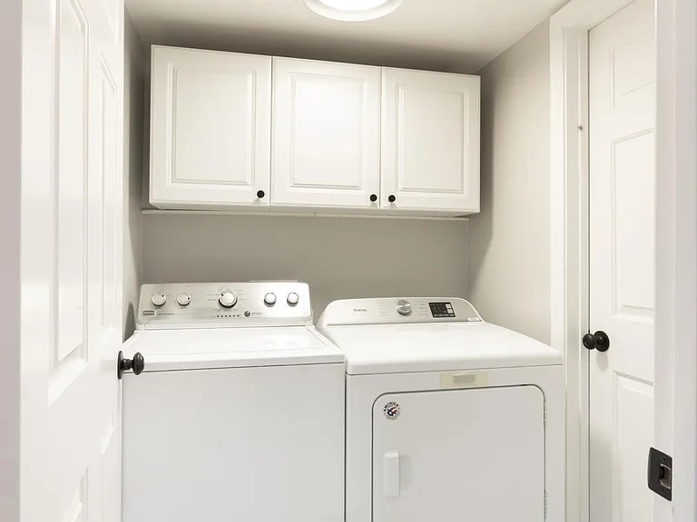 451 S Oakland Ave #10 — Photo 23