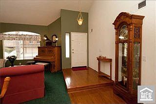 3rd image of 19 Grandbriar