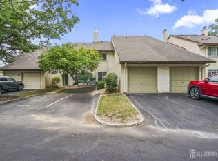 95 Thoreau Dr, Plainsboro, NJ 08536