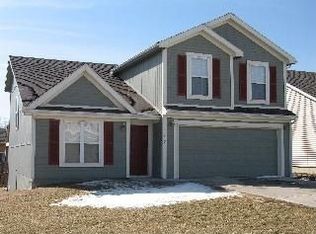 1712 Prairie Cir, Cameron, MO 64429