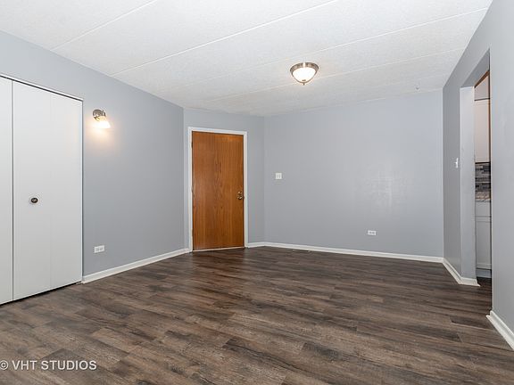 4th image of 10400 Circle Dr APT 104