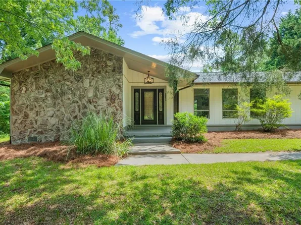 2053 Deerfield Run, Snellville, GA 30078