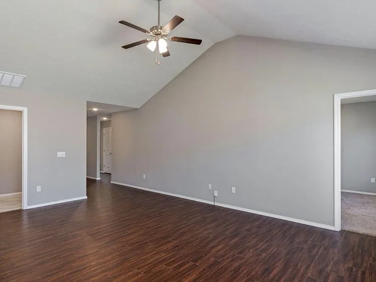 1450 S Olde Savannah Ave — Photo 4