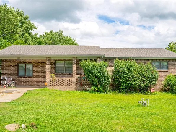 309 Crownover St, Gassville, AR 72635