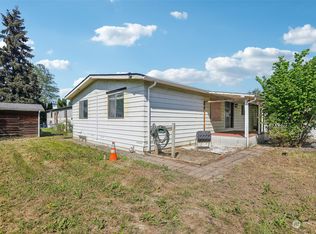 411 4th Pl SW, Pacific, WA 98047