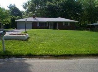 5917 Kessler Ridge Dr, Indianapolis, IN 46220