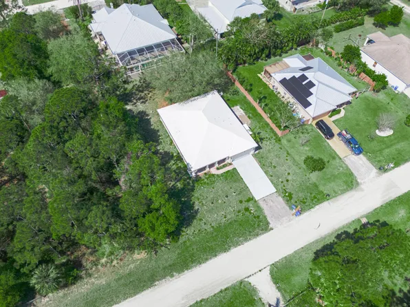 7755 98th Court, Vero Beach, FL 32967