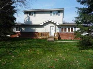 6112 Swartout Rd, Clay, MI 48001