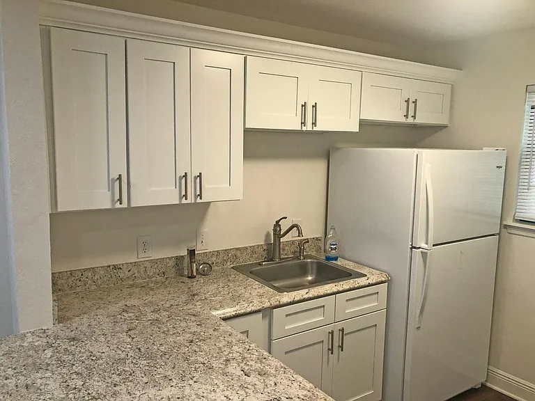 3720 Donovan Dr #C — Photo 5