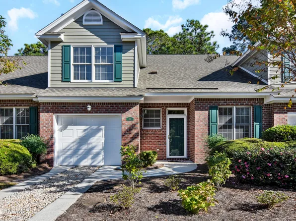 233 Racine Dr APT 37, Wilmington, NC 28403