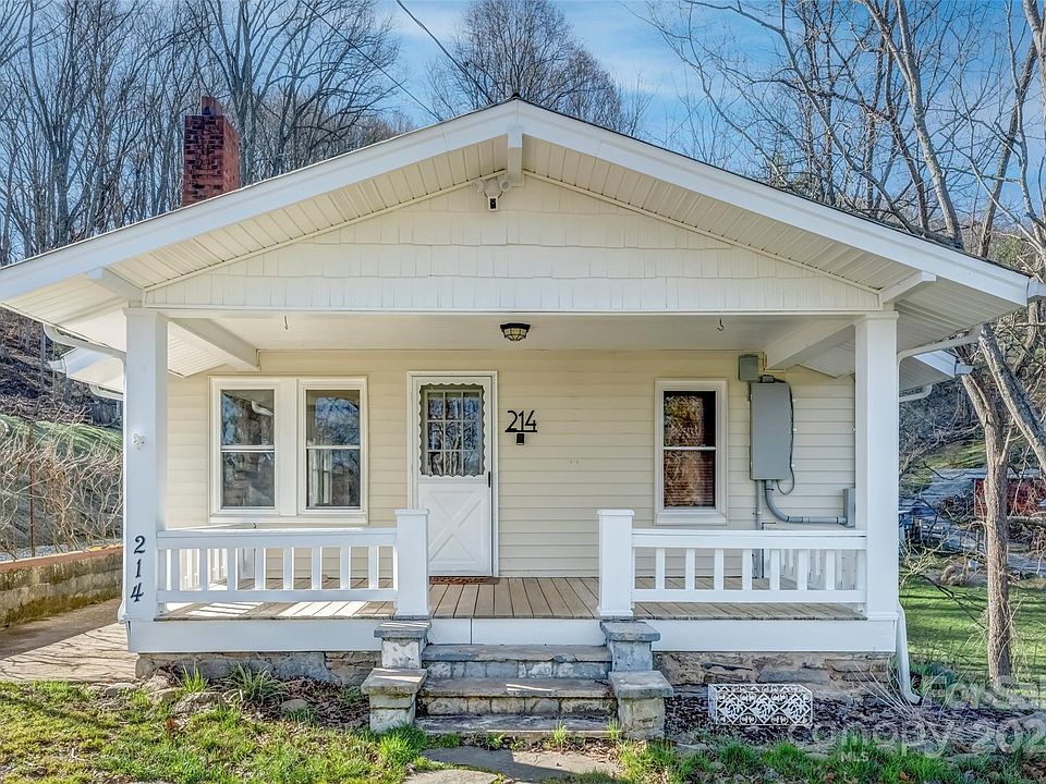 1st image of 214 Pink Dogwood Ln