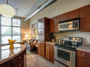 1030 Highlands Plaza Dr E APT 308, Saint Louis, MO 63110