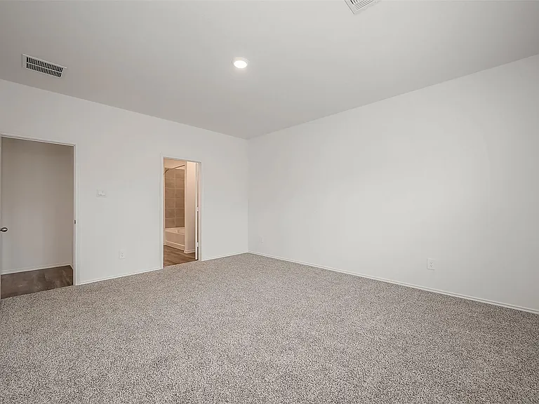 5619 Vintage Oakmont Dr — Photo 22