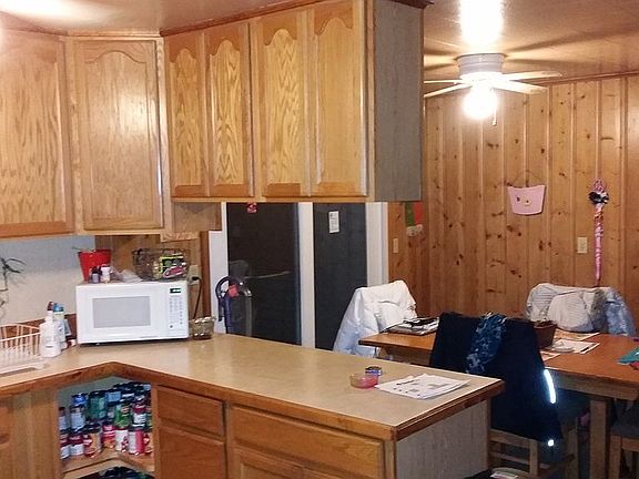 5th image of 113 E Dezeng St