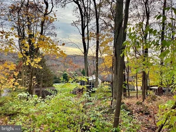 160 Hertzog Valley Rd, Denver, PA 17517