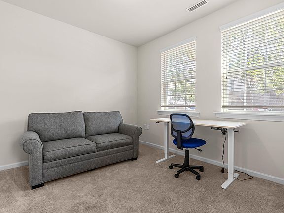 5th image of 4014 Kentworth Dr