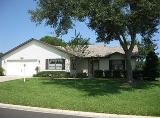 27044 Racquet Cir, Leesburg, FL 34748