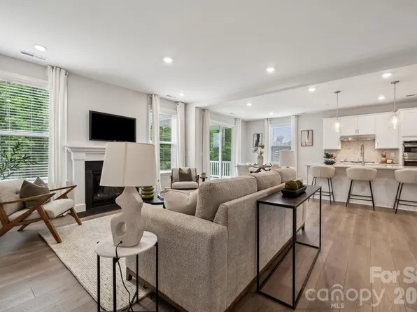 5048 Duval Cir, Tega Cay, SC 29708
