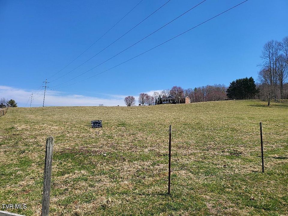 1st image of Oak Dr