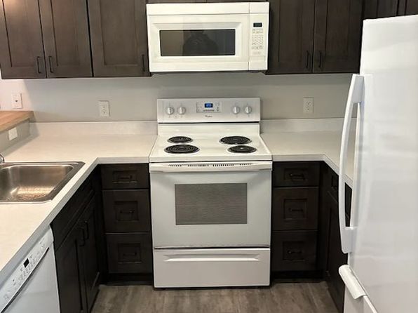 400 Foxhall Ave APT 2