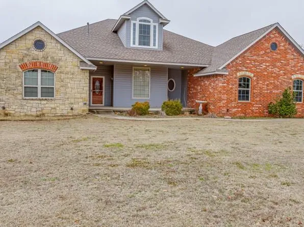 11220 Roefan Rd, Midwest City, OK 73130