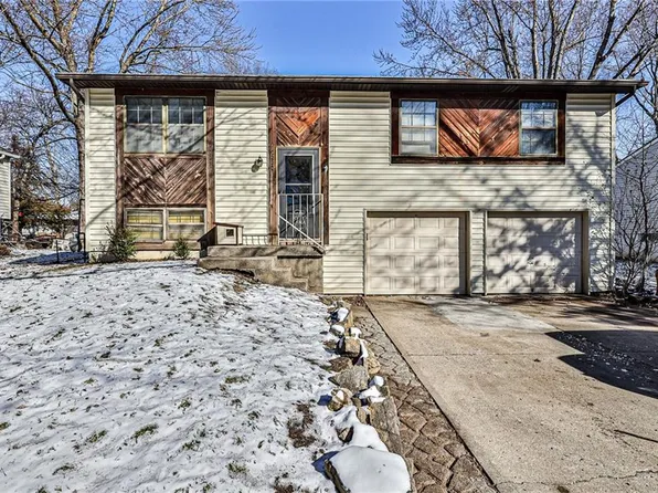 19220 E 5th Ct N, Independence, MO 64056