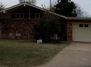 1701 N Hudson St, Altus, OK 73521