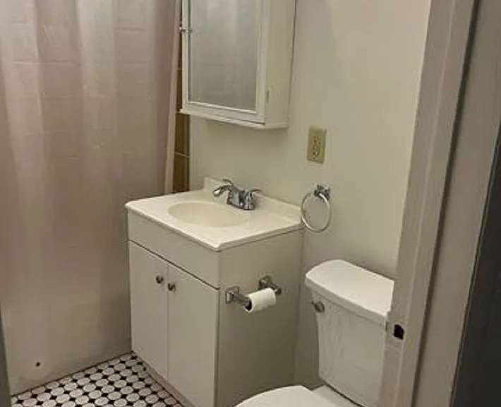 221 Park Ave #1 — Photo 6